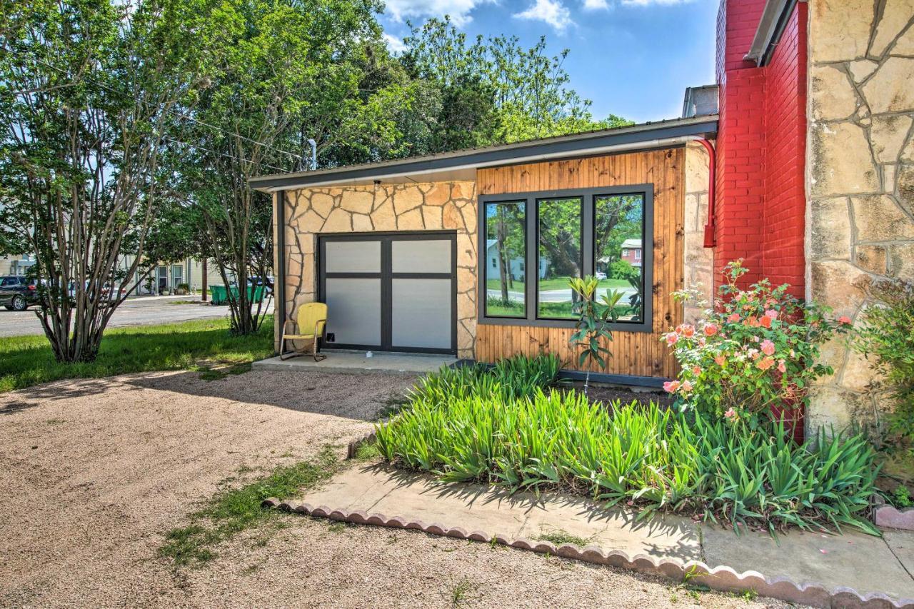Retro Updated Blanco Abode - Steps To Main Street! Luaran gambar